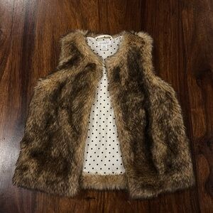 Mudpie 4-5T Girls Fur Vest